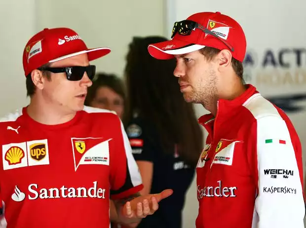 Sebastian Vettel, Kimi Räikkönen Titel-Bild zur News: Sebastian Vettel, Kimi Räikkönen
