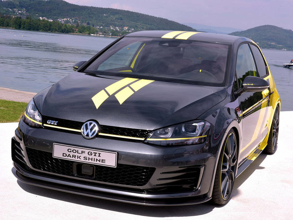 VW Golf GTI "Dark Shine"