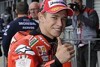 Bild zum Inhalt: Casey Stoner gratuliert Ducati