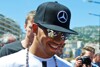 Bild zum Inhalt: Keine Angst vor Rosberg-Sieg: Hamilton schaut nur auf die WM