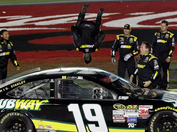 Carl Edwards Titel-Bild zur News: Carl Edwards
