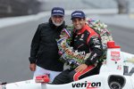 Indy-500-Sieger Juan Pablo Montoya (Penske) mit Vater Pablo