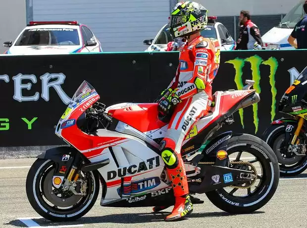 Andrea Iannone Titel-Bild zur News: Andrea Iannone