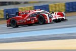 Timo Bernhard, Mark Webber und Brendon Hartley (Porsche) 