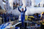 Jimmie Johnson (Hendrick) in der Victory Lane