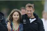 Jenson Button (McLaren) mit Frau Jessica