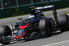 Bild zum Inhalt: McLaren erlebt Fiasko: Nächster Strafenhammer für Button