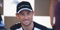 Bild zum Inhalt: Jenson Button: Große Strafe vor der Brust, 2011 im Kopf