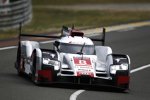 Lucas di Grassi, Loic Duval, Oliver Jarvis (Audi) 