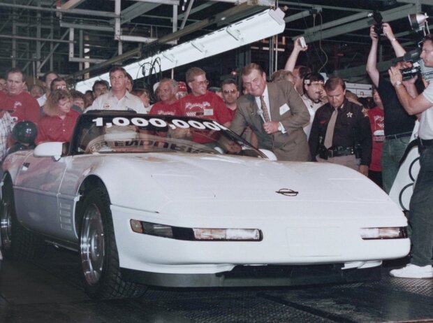Einmillionste Chevrolet Corvette: So lief sie am 2. Juli 1992 vom Band
