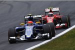 Felipe Nasr (Sauber) und Kimi Räikkönen (Ferrari) 