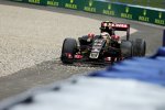 Pastor Maldonado (Lotus) 