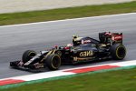 Pastor Maldonado (Lotus) 