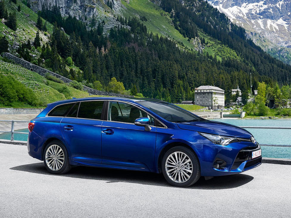 Toyota Avensis Sports Tourer