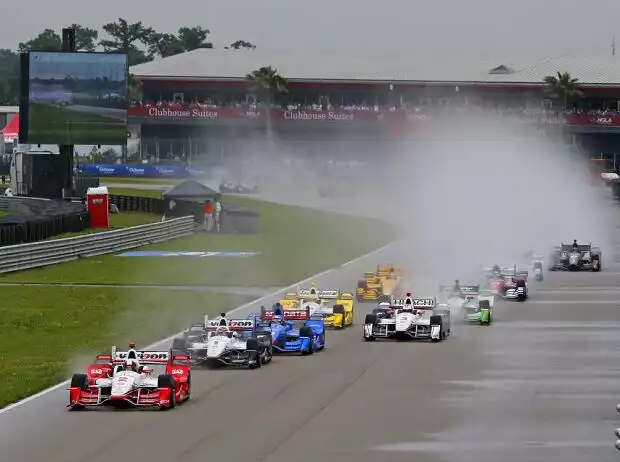Start zum Indy Grand Prix of Louisiana 2015 in New Orleans Titel-Bild zur News: Start zum Indy Grand Prix of Louisiana 2015 in New Orleans