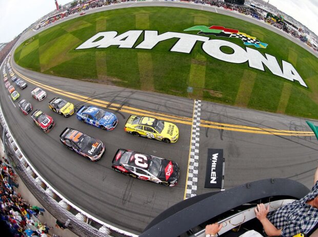 Austin Dillon, Matt Kenseth Austin Dillon, Matt Kenseth