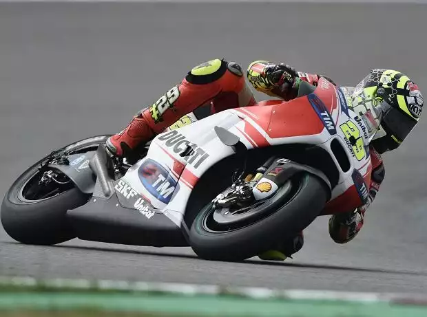 Andrea Iannone Titel-Bild zur News: Andrea Iannone