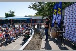 Jeff Gordon wendet sich in seiner Heimatstadt Vallejo an die Fans