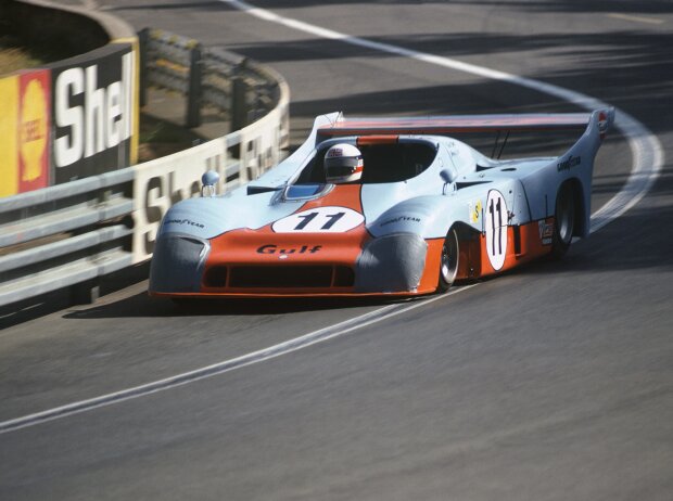 Derek Bell Gulf Mirage GR08 1975 Le Mans