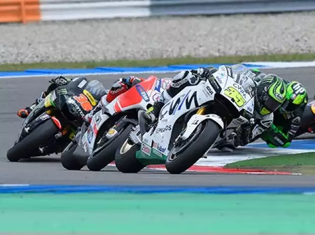 Cal Crutchlow, Andrea Dovizioso, Bradley Smith Titel-Bild zur News: Cal Crutchlow, Andrea Dovizioso, Bradley Smith