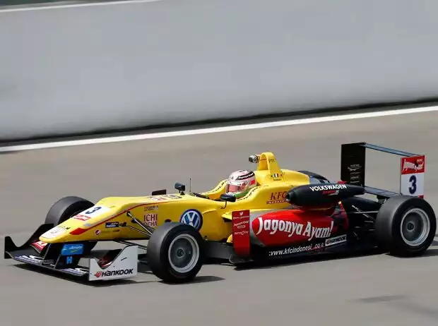 Antonio Giovinazzi Titel-Bild zur News: Antonio Giovinazzi