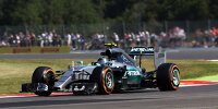 Bild zum Inhalt: Formel 1 Silverstone 2015: Rosberg trotz Defekt Schnellster