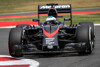 Bild zum Inhalt: McLaren: Reifenfauxpas bei Fernando Alonso bleibt folgenlos