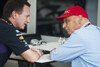 Bild zum Inhalt: Mercedes relativiert Gerüchte um Aston Martin und Red Bull