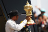 Bild zum Inhalt: Hamilton stolz auf historischen Pokal: Es geht um Wertigkeit