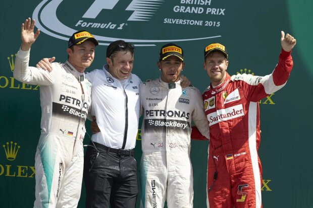 Nico Rosberg Lewis Hamilton Sebastian Vettel Ferrari Scuderia Ferrari F1Mercedes Mercedes AMG Petronas Formula One Team F1 ~Nico Rosberg (Mercedes), Lewis Hamilton (Mercedes) und Sebastian Vettel (Ferrari) ~ 