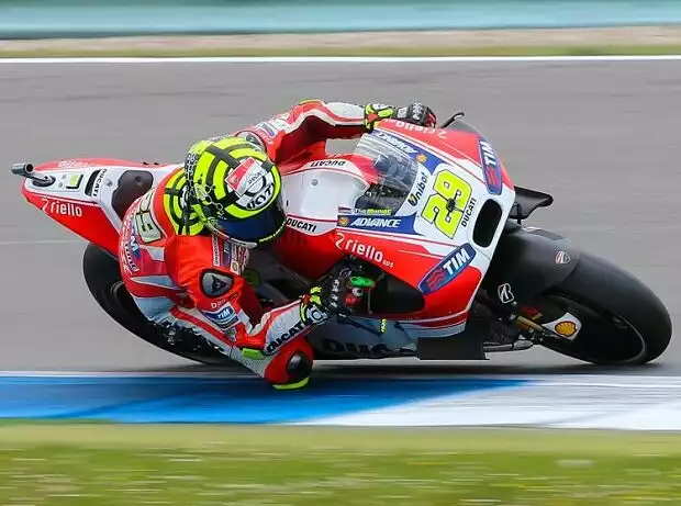 Andrea Iannone Titel-Bild zur News: Andrea Iannone