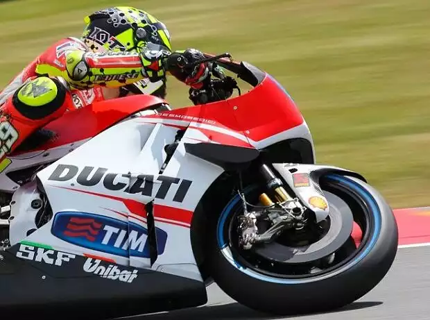 Andrea Iannone Titel-Bild zur News: Andrea Iannone
