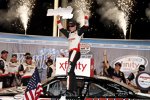 Xfinity: Brad Keselowski (Penske) in der Victory Lane