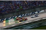 Munteres Racing mit Kurt Busch (Stewart/Haas), Jeff Gordon (Hendrick) und David Ragan (Waltrip)