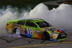 Sieger-Donut von Kyle Busch (Gibbs) 