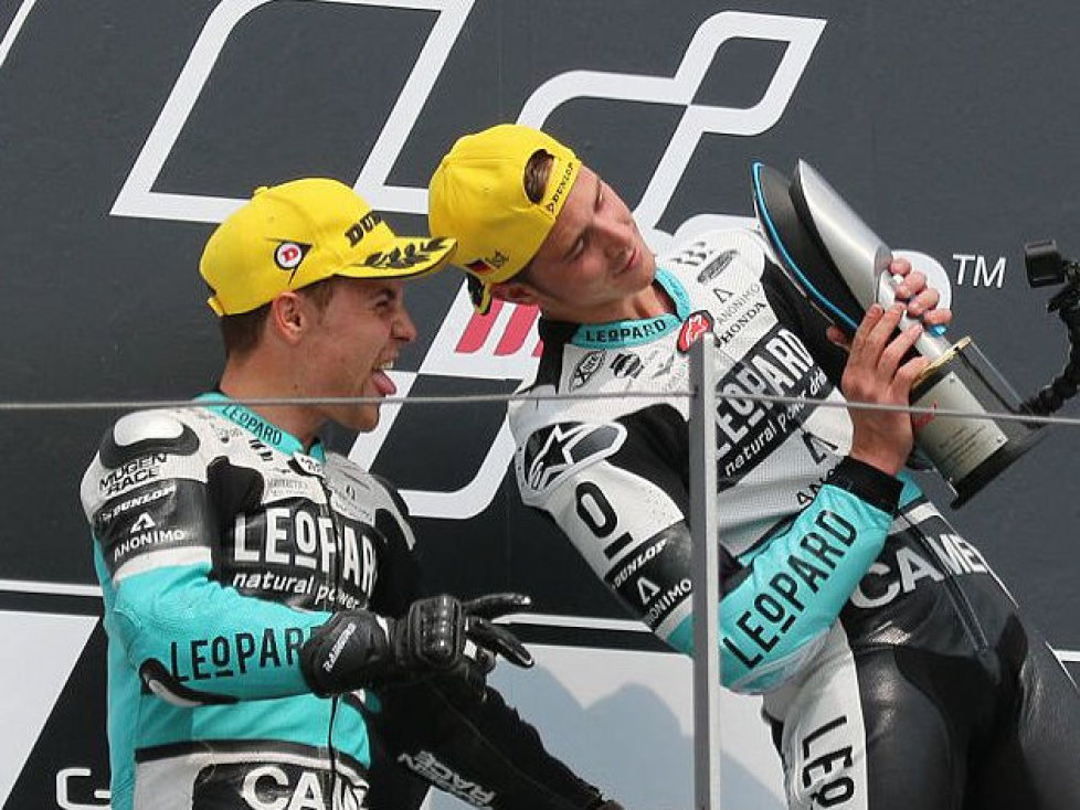Danny Kent, Efren Vazquez