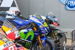 Die Bikes im Parc Ferme