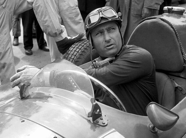 Titel-Bild zur News: Juan Manuel Fangio, 1956