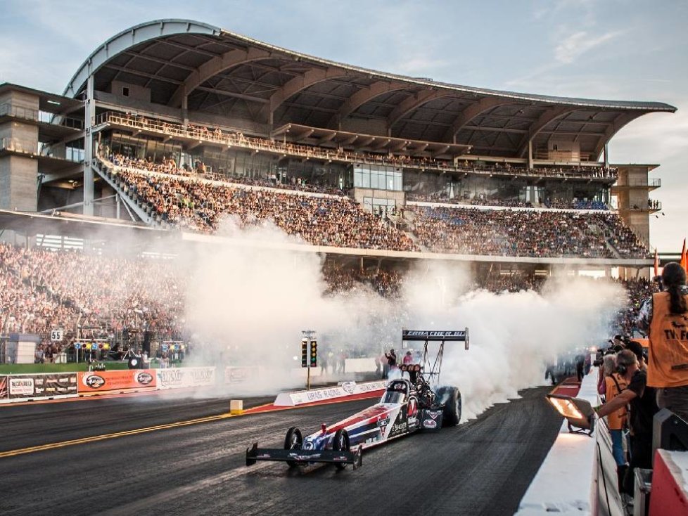blind Hockenheim-Ring GmbH 17.07.2015 11:37 2014 Hockenheimring GmbH Nightshow Nitrolympx