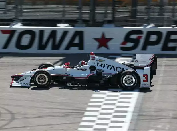 Helio Castroneves Titel-Bild zur News: Helio Castroneves