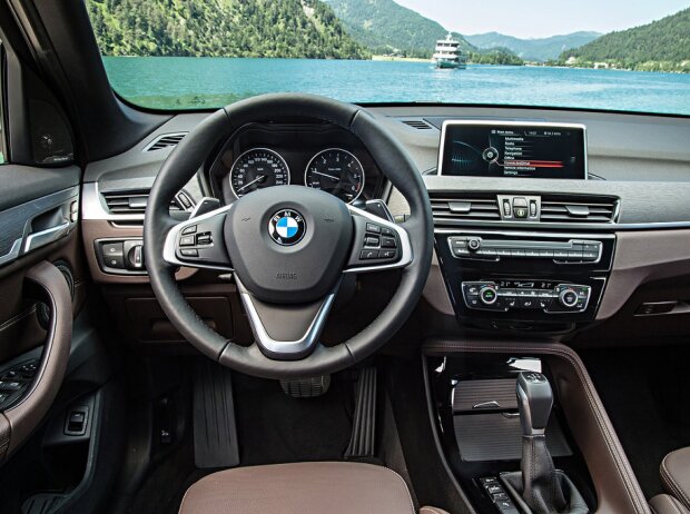 Cockpit des BMW X1