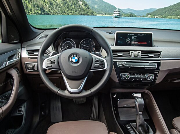 Cockpit des BMW X1 Cockpit des BMW X1