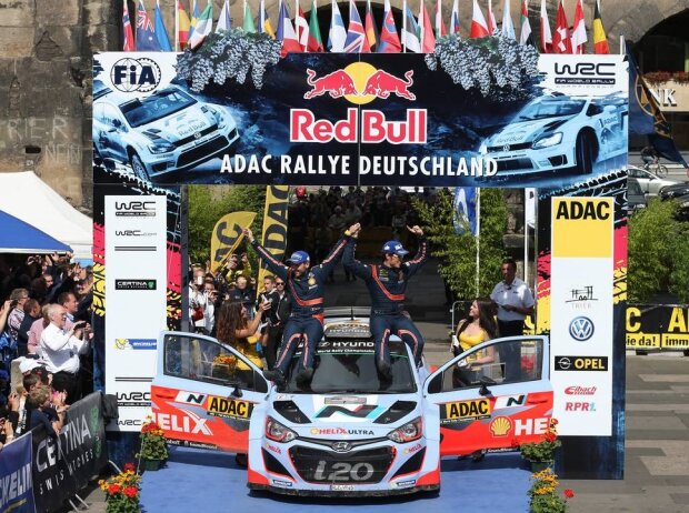 Thierry Neuville, Nicolas Gilsoul