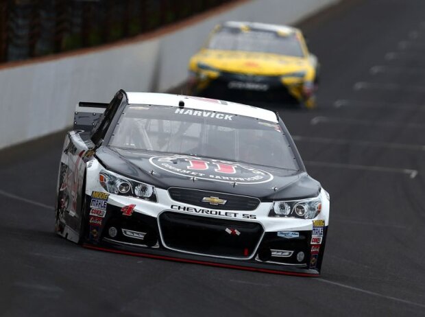 Carl Edwards, Kevin Harvick