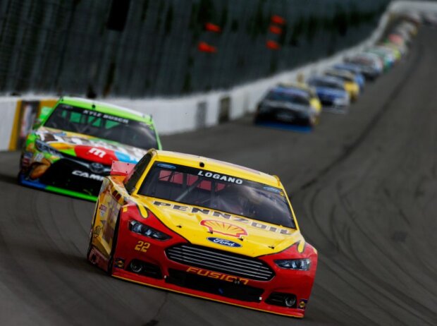 Joey Logano, Kyle Busch Joey Logano, Kyle Busch