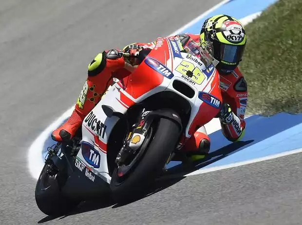 Andrea Iannone Titel-Bild zur News: Andrea Iannone