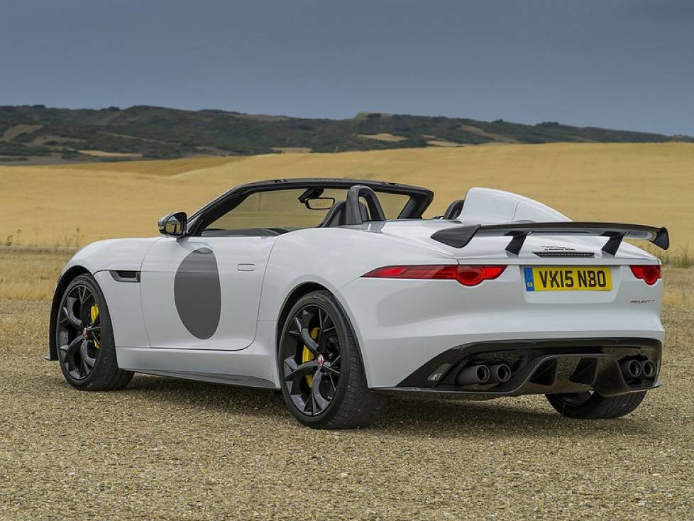 Jaguar F-Type Project 7
