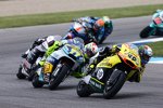 Alex Rins vor Dominique Aegerter 