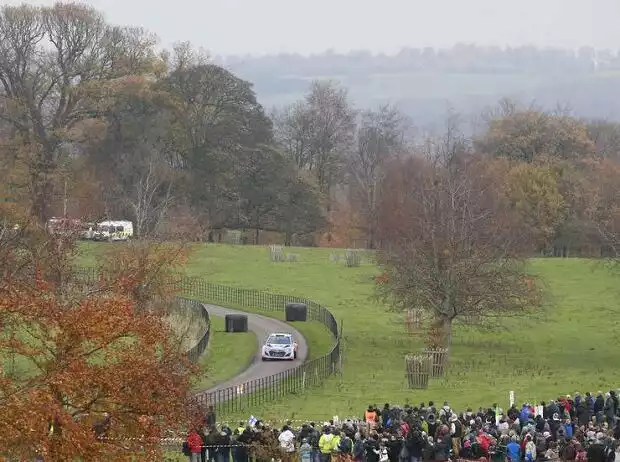 Thierry Neuville Titel-Bild zur News: Thierry Neuville