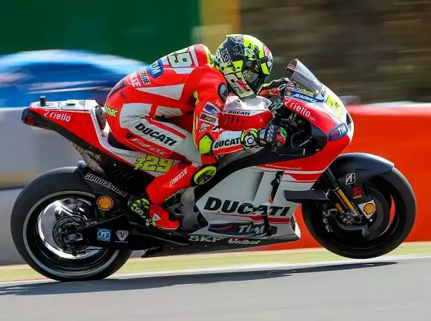 Andrea Iannone Titel-Bild zur News: Andrea Iannone